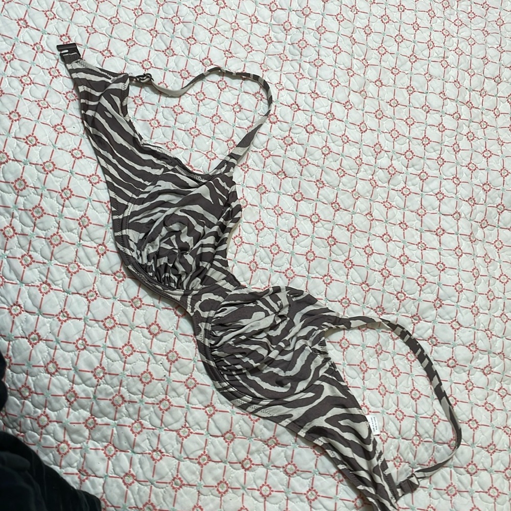 Fantasie animal print under wired plus 40 e bikini top